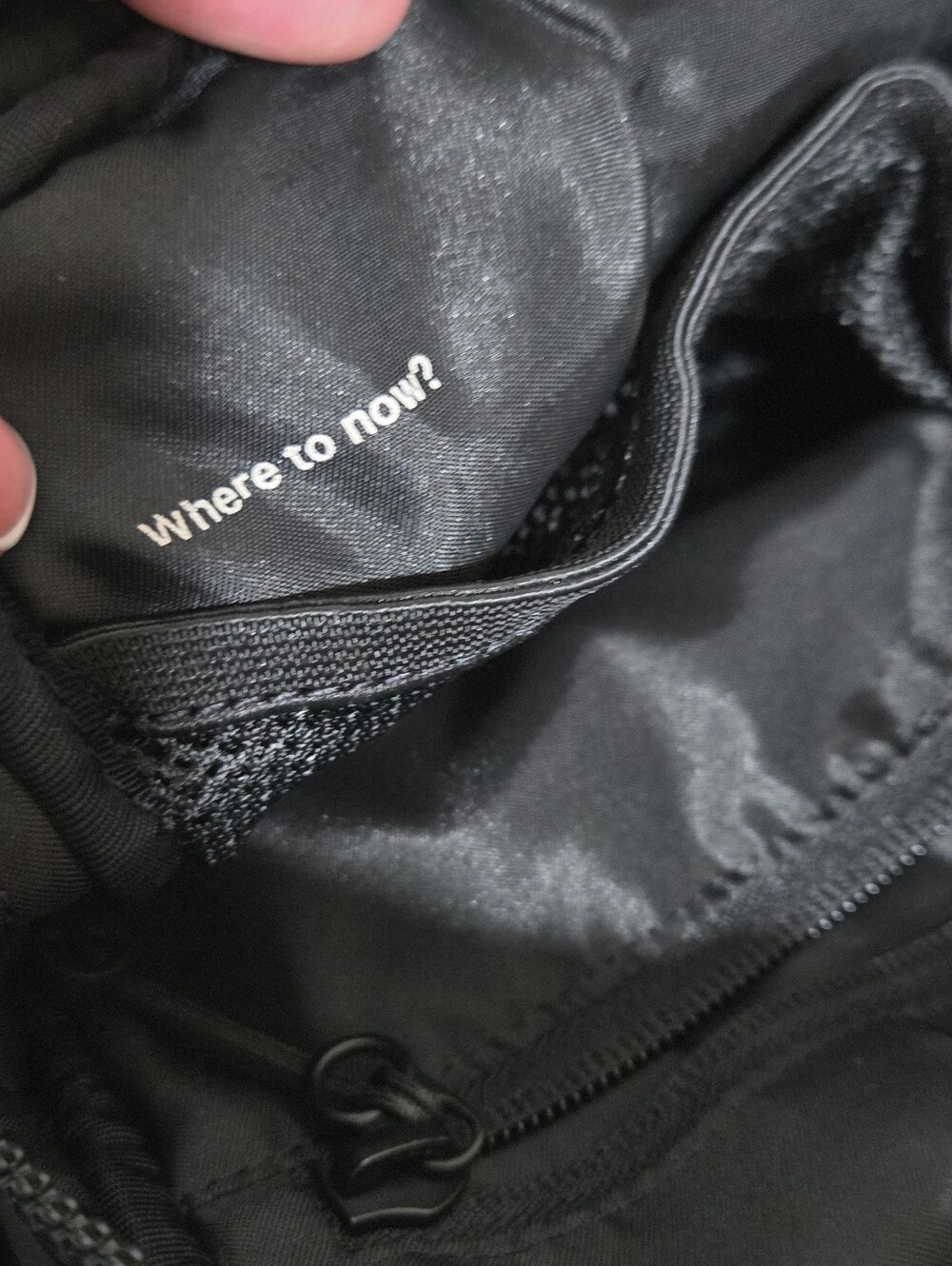 Lululemon Wear Ever Black Quilted Waist Bag - Picture 14 of 14